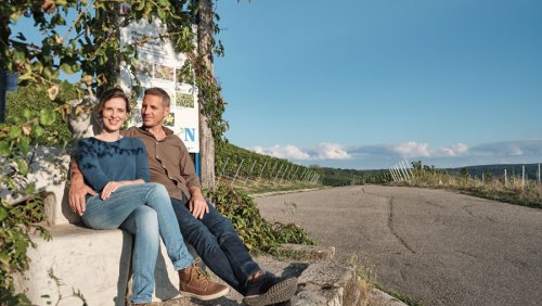 Wartberg-Wein-Panorama-Weg-Paar